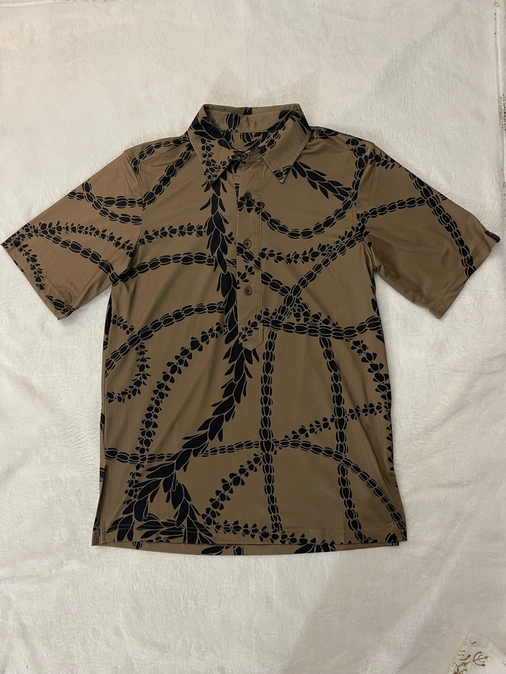 Hawaii's Finest Small Short-Sleeve Polo Aloha Shirt - Brown with Black Lei Print